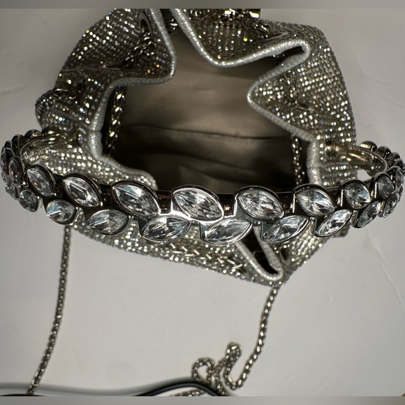 Silver Rhinestone Bucket Bag Holiday Crystal Chain Evening Purse - Picture 6 of 10